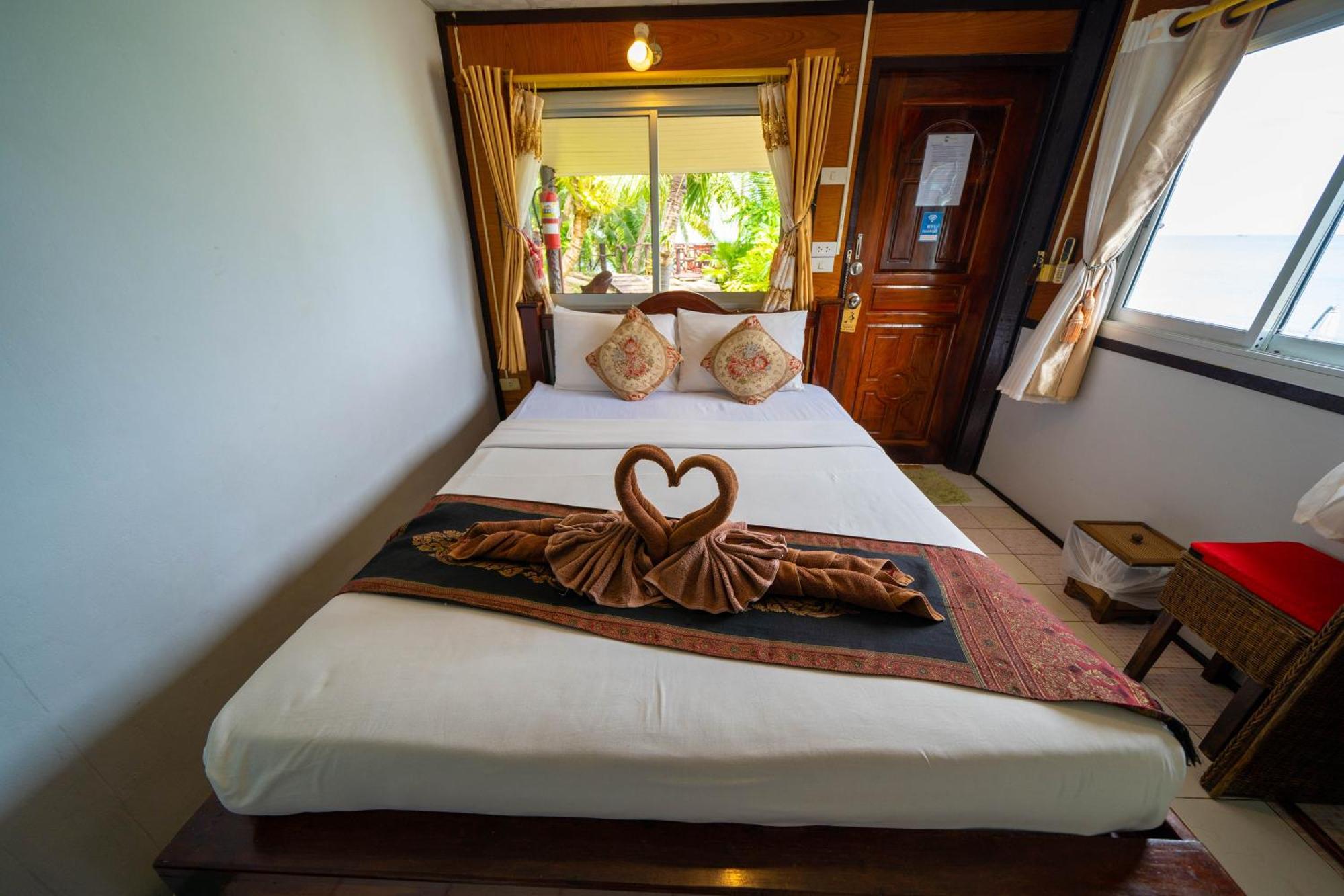 Tongta Phaview Resort Koh Samet Exterior foto
